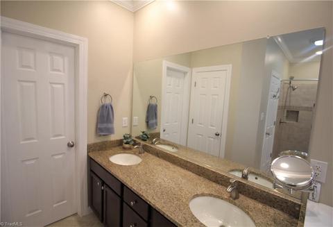 1400 Christopher Ct, High Point, NC 27265 photo 15