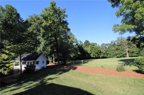 1400 Christopher Ct, High Point, NC 27265 photo 27