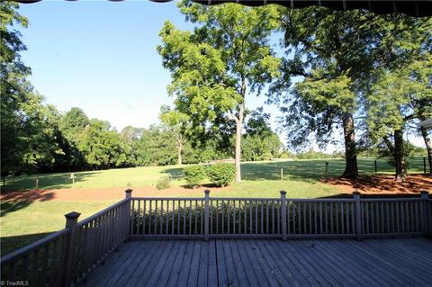 1400 Christopher Ct, High Point, NC 27265 photo 26