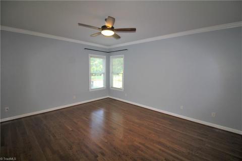 1400 Christopher Ct, High Point, NC 27265 photo 13