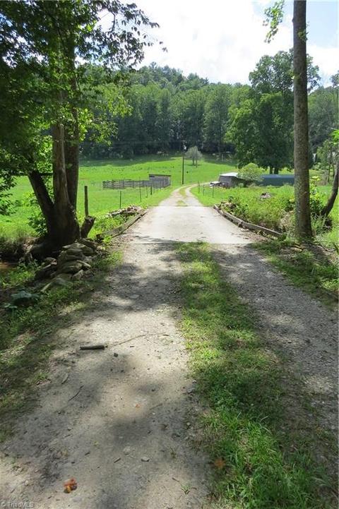 673 Benny Parsons Rd, Purlear, NC 28665 photo 30