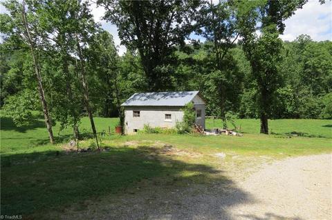 673 Benny Parsons Rd, Purlear, NC 28665 photo 23