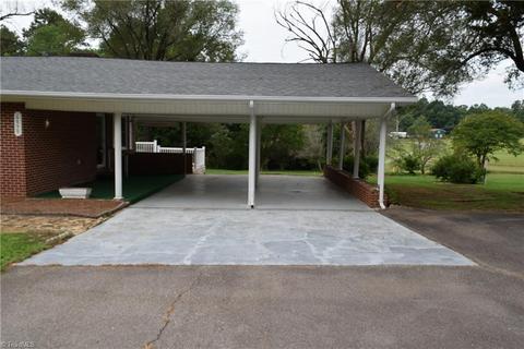 4898 Siloam Rd, Dobson, NC 27017 photo 3
