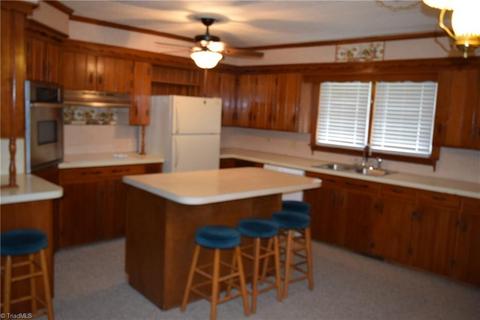 4898 Siloam Rd, Dobson, NC 27017 photo 8