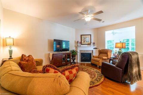 772 Forester Ct, High Point, NC 27265 photo 5