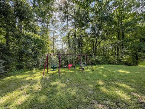 116 E Bellevue Dr, High Point, NC 27265 photo 35