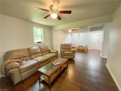 116 E Bellevue Dr, High Point, NC 27265 photo 8