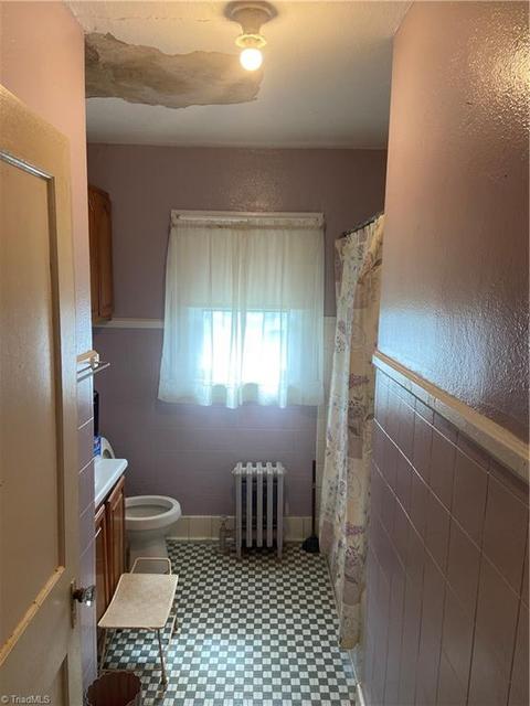 1217 Cedrow Dr, High Point, NC 27260 photo 13