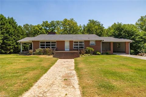 6809 Germanton Rd, Germanton, NC 27019 photo 1