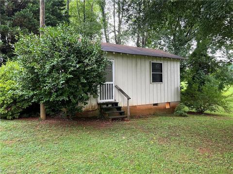 423 Blessing Dr, Dobson, NC 27017 photo 15