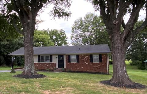 109 Sunset Dr, King, NC 27021 photo 23