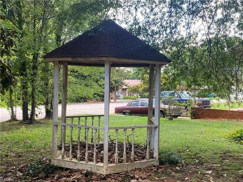 601 S Main St, Denton, NC 27239 photo 17