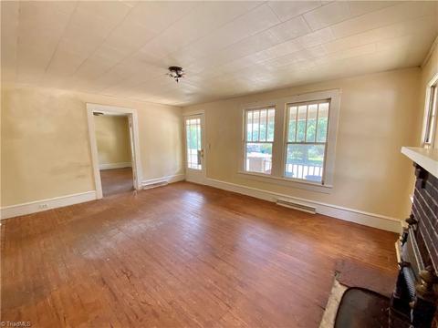 601 S Main St, Denton, NC 27239 photo 3