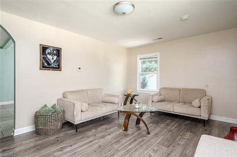 504 Ashburn St, High Point, NC 27260 photo 6