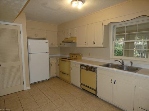 1829 Johnson St #E, High Point, NC 27262 photo 9