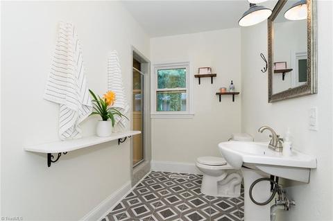 157 Circle Dr, Thomasville, NC 27360 photo 13