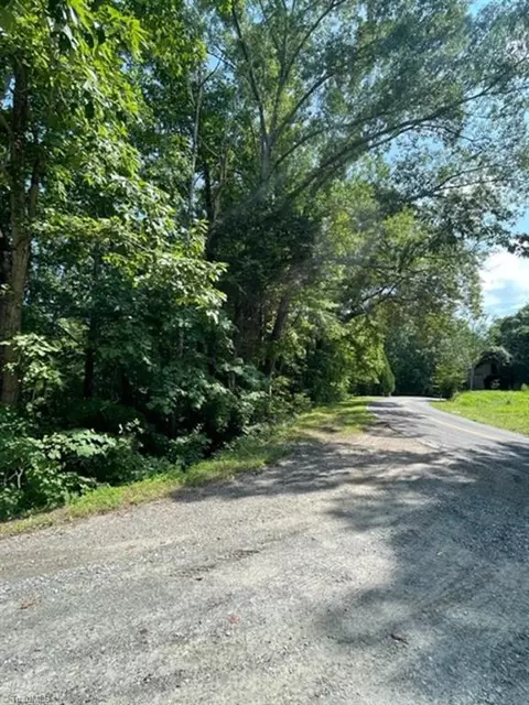 1794 Nc Highway 66, Westfield, NC 27053
