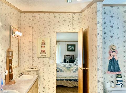 5404 Snyder Country Rd, Trinity, NC 27370 photo 8