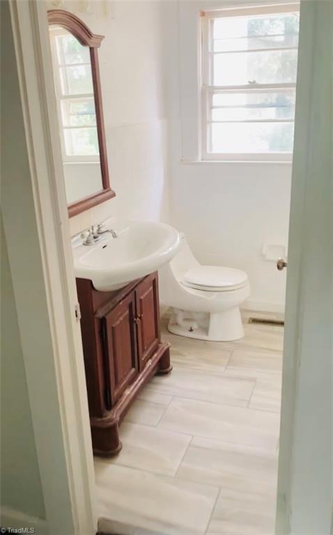 324 Old Mill Rd, High Point, NC 27265 photo 4