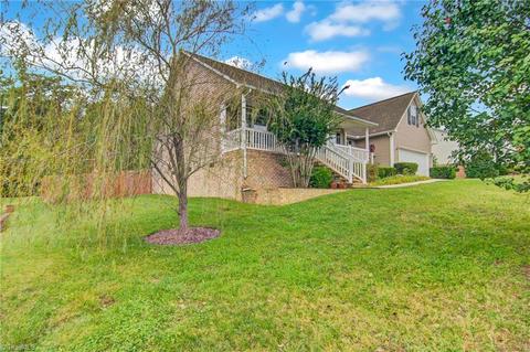 2443 Featherstone Ct, Trinity, NC 27370 photo 3