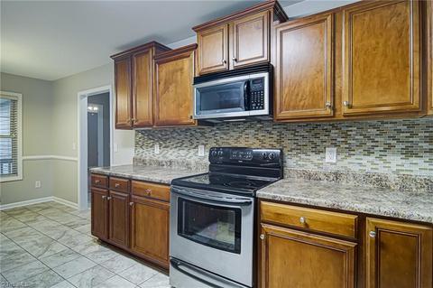 2443 Featherstone Ct, Trinity, NC 27370 photo 11