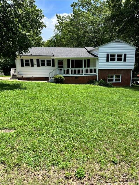 801 Pinecroft St, High Point, NC 27260 photo 1