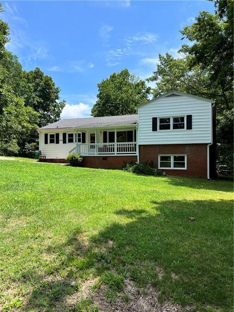 801 Pinecroft St, High Point, NC 27260 photo 2