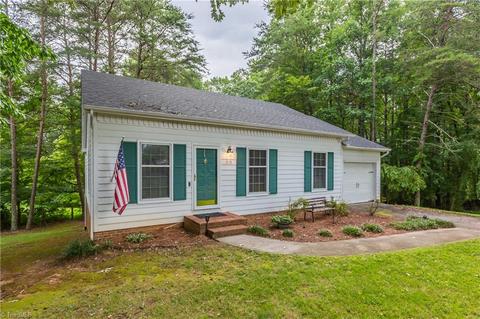 715 Saddle Dr, Pilot Mountain, NC 27041 photo 5