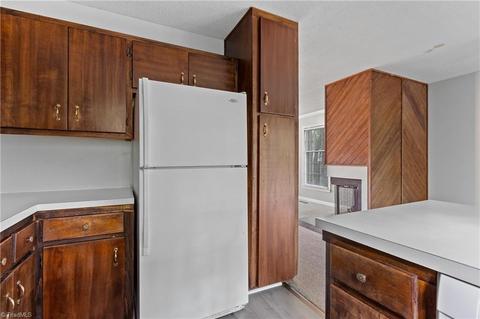 715 Saddle Dr, Pilot Mountain, NC 27041 photo 17