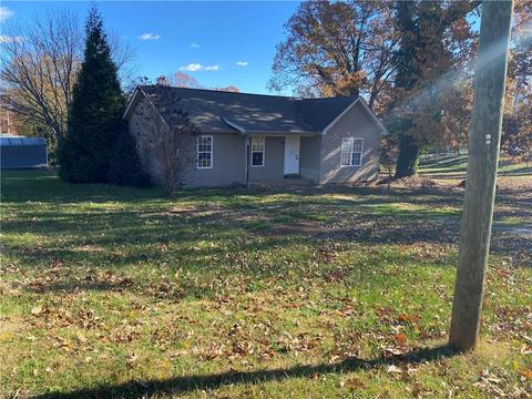 918 Howard Pl, High Point, NC 27262 photo 2