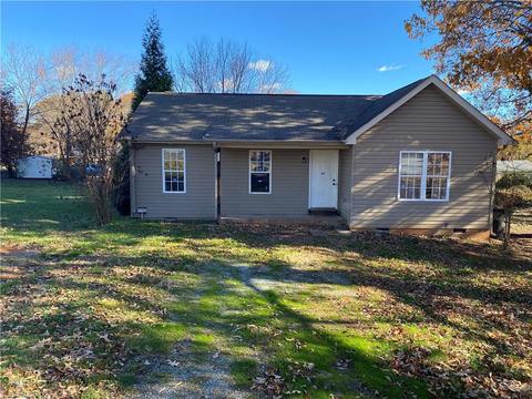 918 Howard Pl, High Point, NC 27262 photo 1
