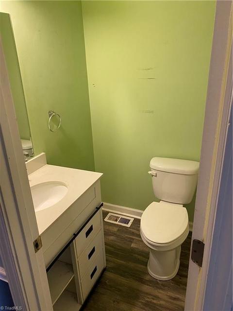 918 Howard Pl, High Point, NC 27262 photo 12
