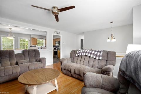 133 Maple Ln, King, NC 27021 photo 6