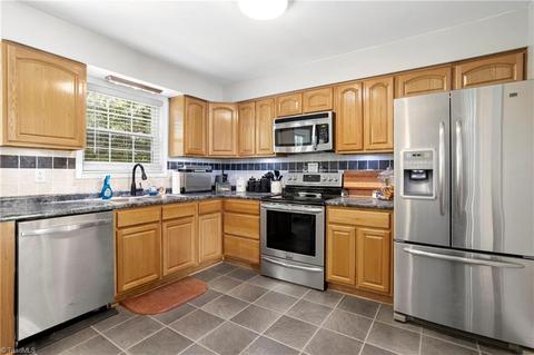 133 Maple Ln, King, NC 27021 photo 8