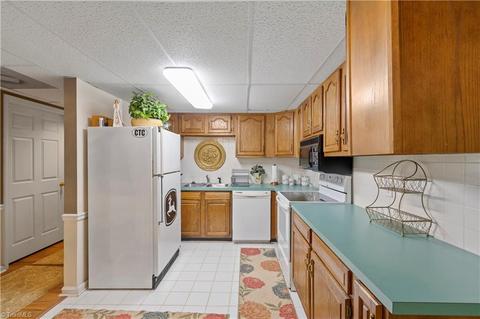 450 Winchester Dr, King, NC 27021 photo 30