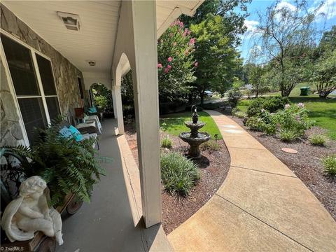 450 Winchester Dr, King, NC 27021 photo 12