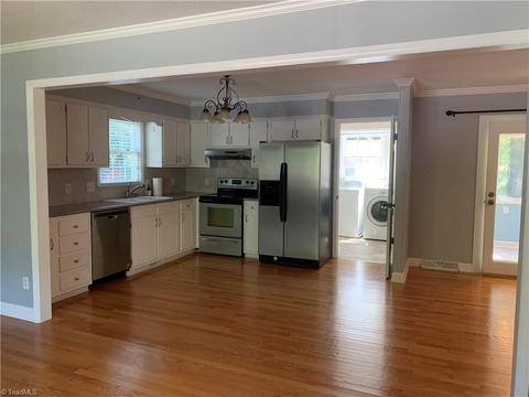 3217 Pine Needles Rd, High Point, NC 27265 photo 9