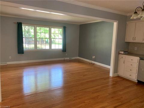 3217 Pine Needles Rd, High Point, NC 27265 photo 7