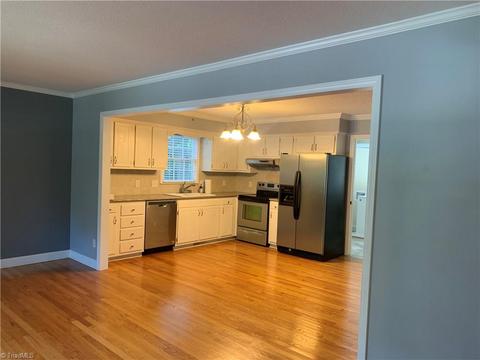 3217 Pine Needles Rd, High Point, NC 27265 photo 5