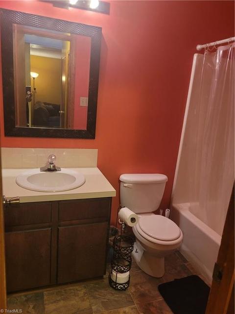 1704 Beaucrest Ave, High Point, NC 27265 photo 8