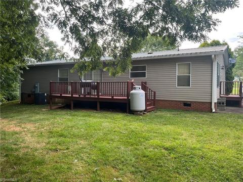108 Kettering Ct, King, NC 27021 photo 11