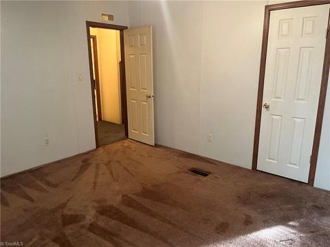 108 Kettering Ct, King, NC 27021 photo 37
