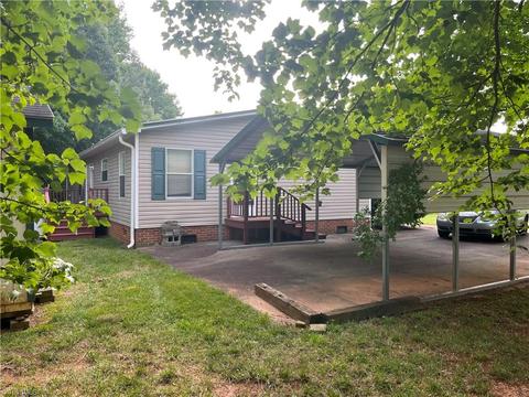 108 Kettering Ct, King, NC 27021 photo 13