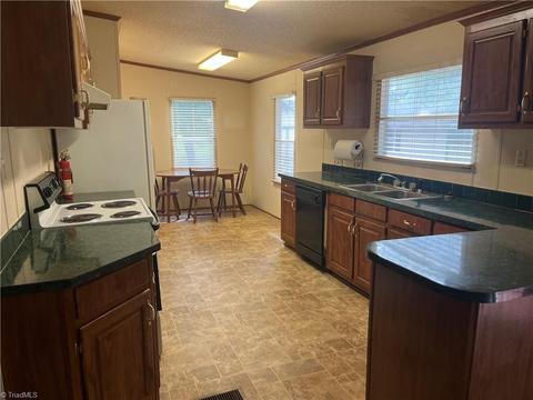 108 Kettering Ct, King, NC 27021 photo 20