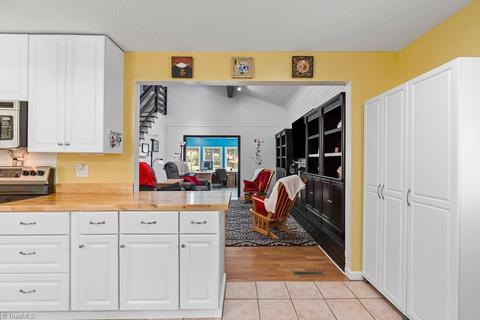 4324 Creekview Dr, Trinity, NC 27370 photo 12