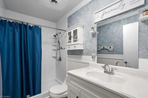 4324 Creekview Dr, Trinity, NC 27370 photo 33