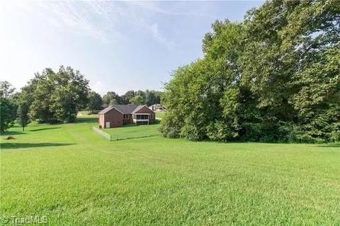6438 Starlette Ln, Trinity, NC 27370 photo 25