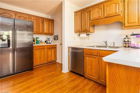 6438 Starlette Ln, Trinity, NC 27370 photo 7