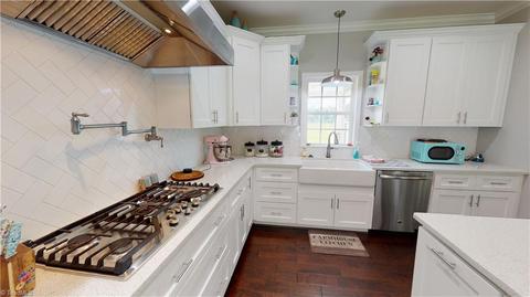 743 Precinct Rd, Pilot Mountain, NC 27041 photo 13