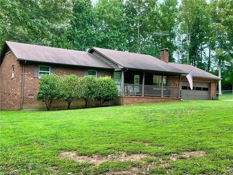 4536 Redding Ct, Trinity, NC 27370 photo 1